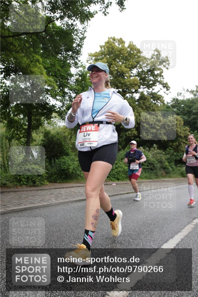 14.06.2026 - REWE Women's Run Jannik Wohlers http://msf.ph/oto/9790266 14.06.2026 10:03:43 Laufen 10379, 57 meine-sportfotos.de