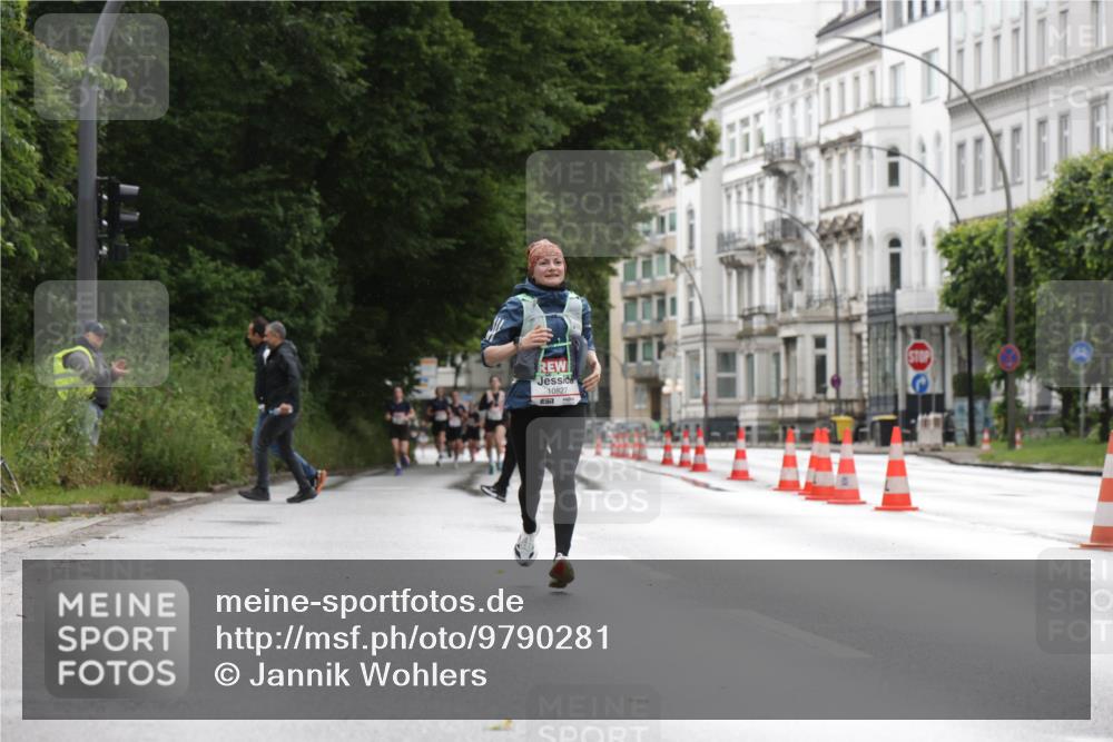 14.06.2026 - REWE Women's Run Jannik Wohlers http://msf.ph/oto/9790281 14.06.2026 09:44:33 Laufen 10827 meine-sportfotos.de