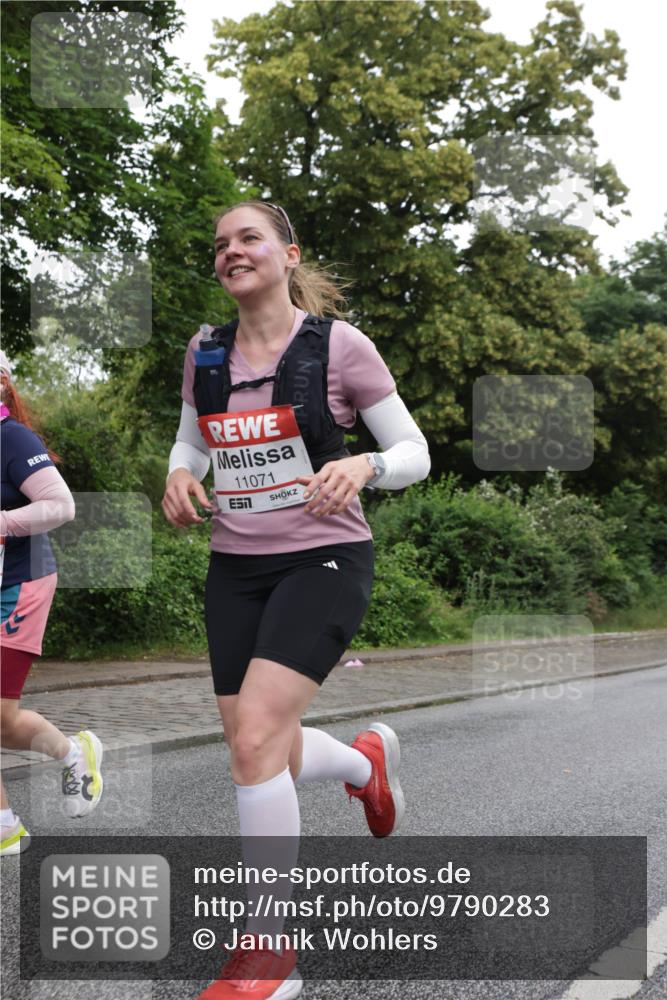 14.06.2026 - REWE Women's Run Jannik Wohlers http://msf.ph/oto/9790283 14.06.2026 10:03:44 Laufen 11071 meine-sportfotos.de