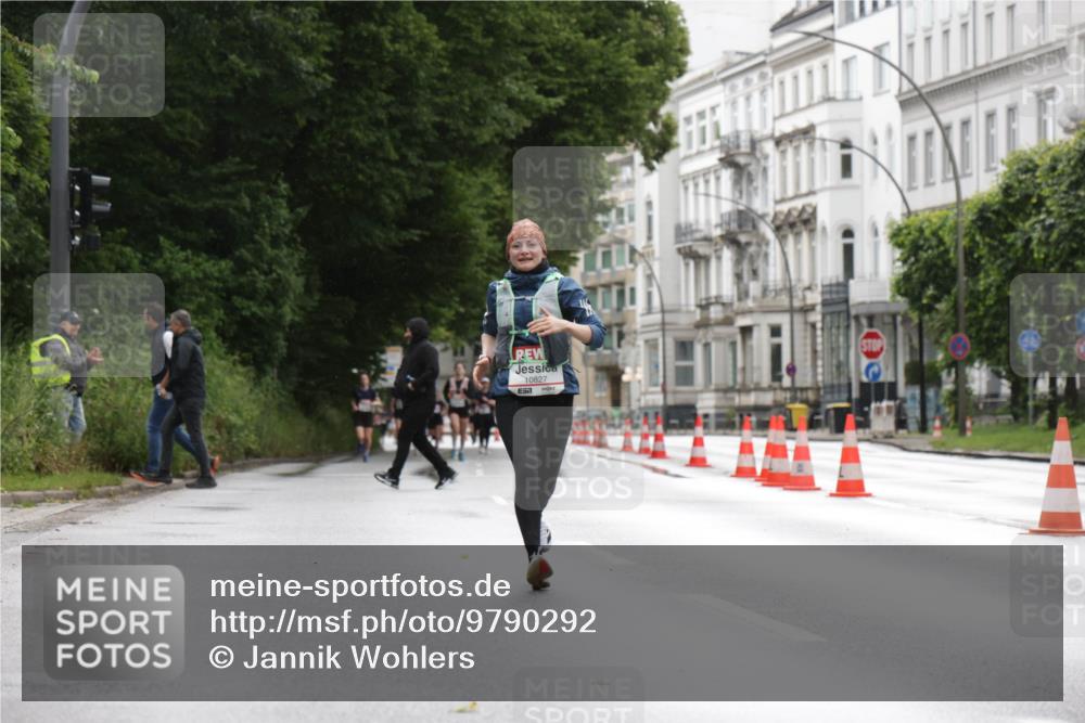 14.06.2026 - REWE Women's Run Jannik Wohlers http://msf.ph/oto/9790292 14.06.2026 09:44:33 Laufen 10827 meine-sportfotos.de