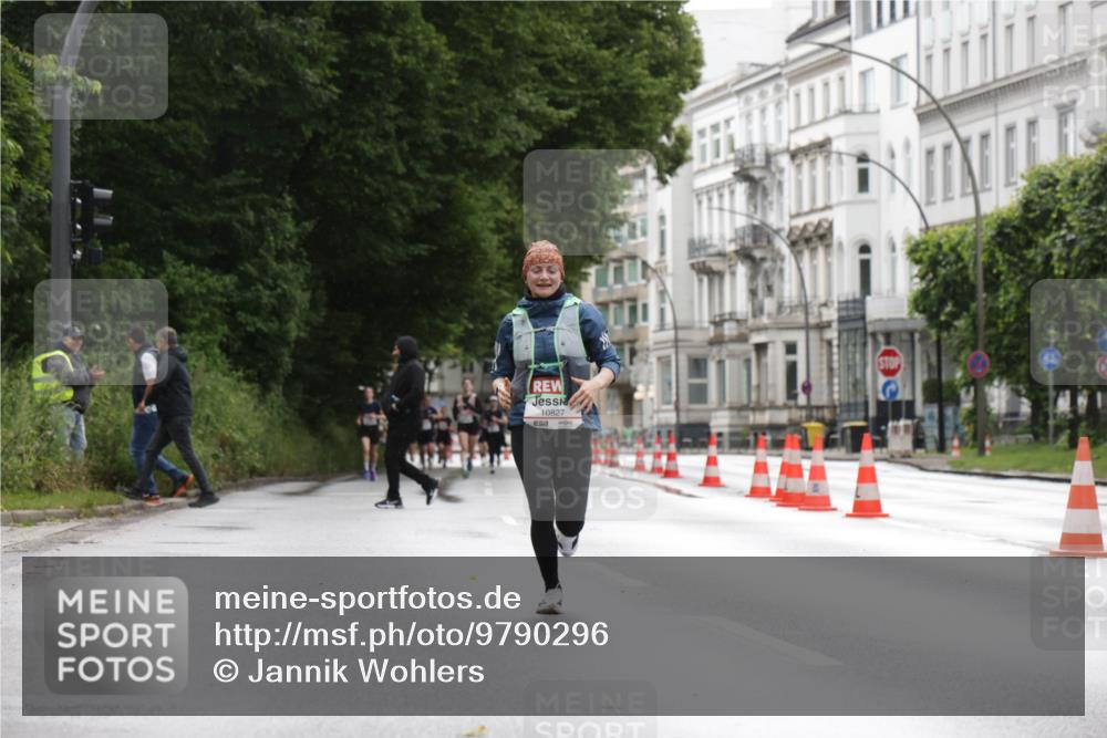 14.06.2026 - REWE Women's Run Jannik Wohlers http://msf.ph/oto/9790296 14.06.2026 09:44:33 Laufen 10827, 651 meine-sportfotos.de