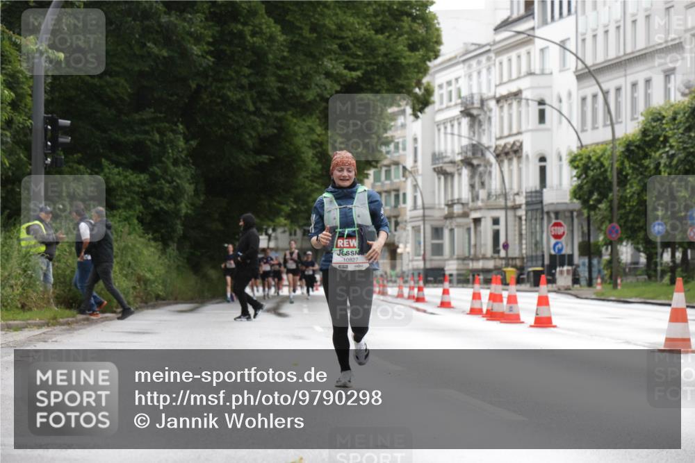 14.06.2026 - REWE Women's Run Jannik Wohlers http://msf.ph/oto/9790298 14.06.2026 09:44:33 Laufen 10827 meine-sportfotos.de
