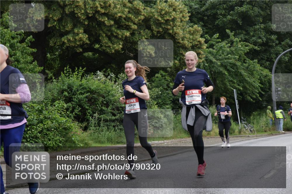 14.06.2026 - REWE Women's Run Jannik Wohlers http://msf.ph/oto/9790320 14.06.2026 10:03:52 Laufen 27, 10259, 11197 meine-sportfotos.de