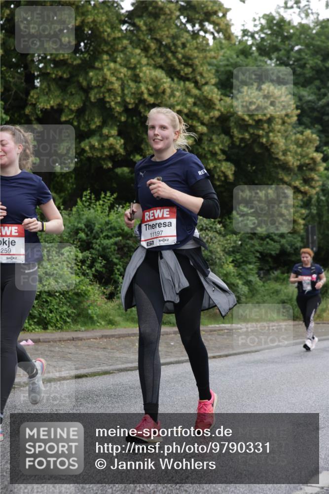 14.06.2026 - REWE Women's Run Jannik Wohlers http://msf.ph/oto/9790331 14.06.2026 10:03:53 Laufen 259, 11197 meine-sportfotos.de