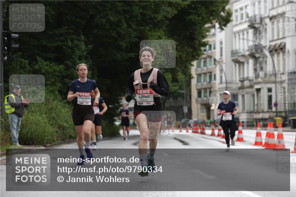14.06.2026 - REWE Women's Run Jannik Wohlers http://msf.ph/oto/9790334 14.06.2026 09:44:45 Laufen 10752, 57, 10843, 57 meine-sportfotos.de