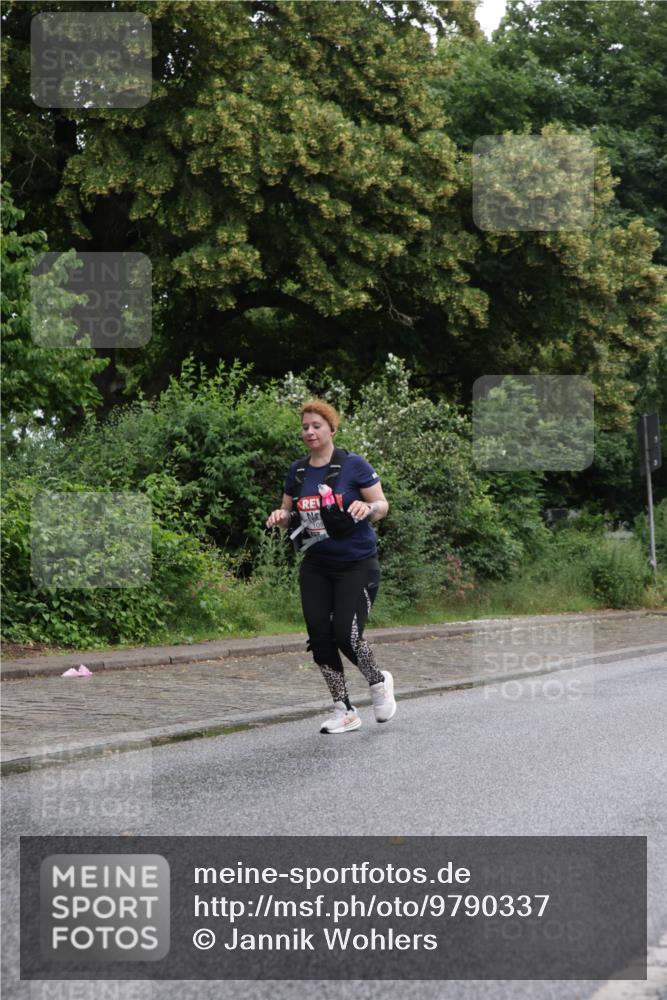 14.06.2026 - REWE Women's Run Jannik Wohlers http://msf.ph/oto/9790337 14.06.2026 10:03:56 Laufen  meine-sportfotos.de