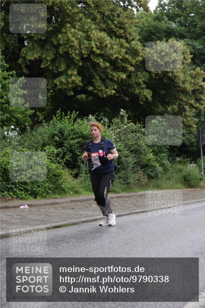 14.06.2026 - REWE Women's Run Jannik Wohlers http://msf.ph/oto/9790338 14.06.2026 10:03:56 Laufen  meine-sportfotos.de
