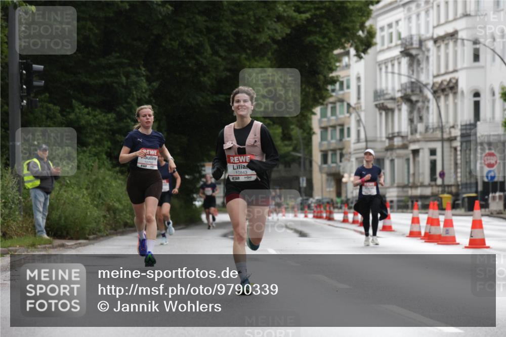 14.06.2026 - REWE Women's Run Jannik Wohlers http://msf.ph/oto/9790339 14.06.2026 09:44:46 Laufen 10752, 10843 meine-sportfotos.de