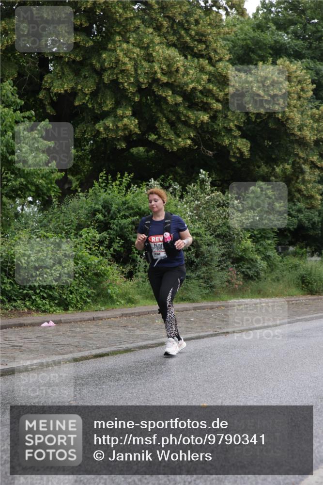 14.06.2026 - REWE Women's Run Jannik Wohlers http://msf.ph/oto/9790341 14.06.2026 10:03:56 Laufen 1094 meine-sportfotos.de