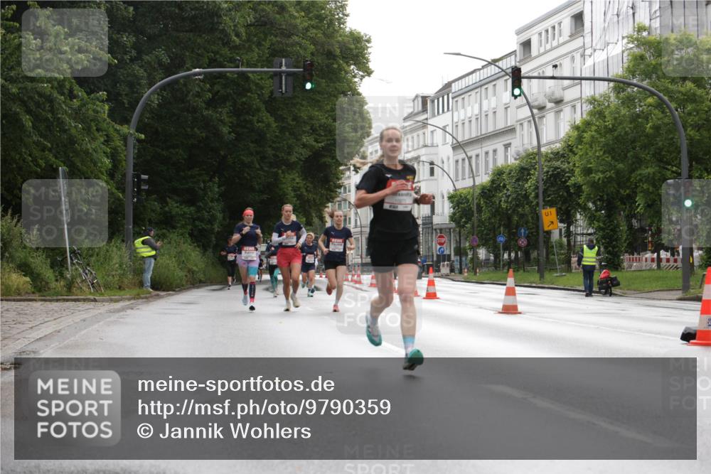 14.06.2026 - REWE Women's Run Jannik Wohlers http://msf.ph/oto/9790359 14.06.2026 09:45:11 Laufen 1027, 1 meine-sportfotos.de
