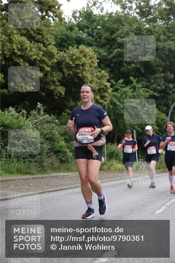 14.06.2026 - REWE Women's Run Jannik Wohlers http://msf.ph/oto/9790361 14.06.2026 10:03:59 Laufen 10678, 7 meine-sportfotos.de