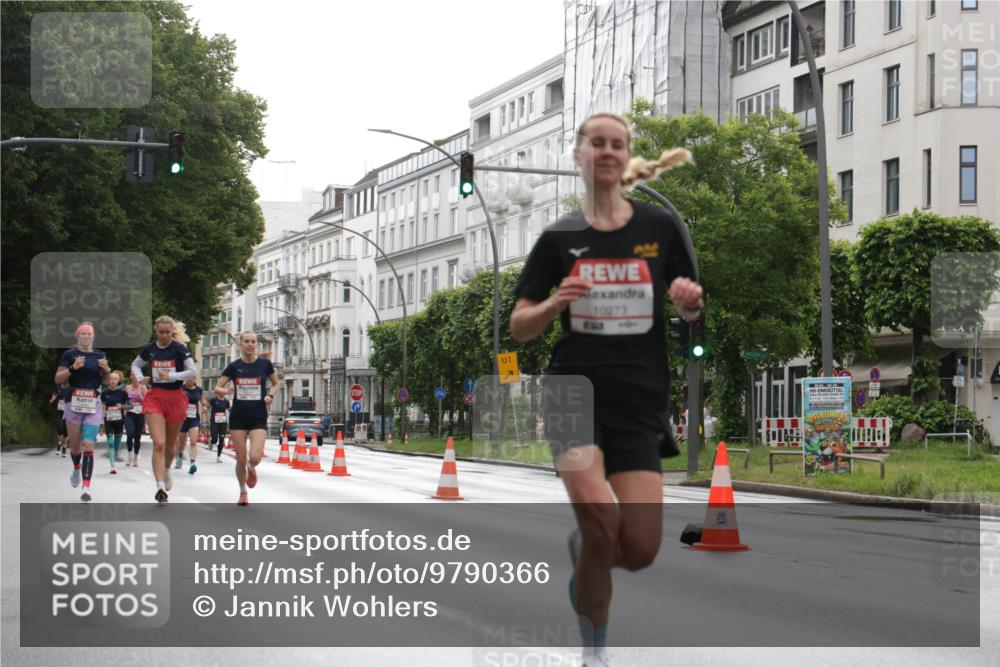 14.06.2026 - REWE Women's Run Jannik Wohlers http://msf.ph/oto/9790366 14.06.2026 09:45:13 Laufen 1, 10973 meine-sportfotos.de