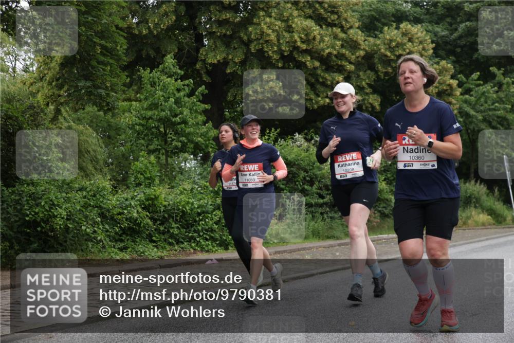 14.06.2026 - REWE Women's Run Jannik Wohlers http://msf.ph/oto/9790381 14.06.2026 10:04:02 Laufen 11083, 10208, 657, 10360, 557 meine-sportfotos.de