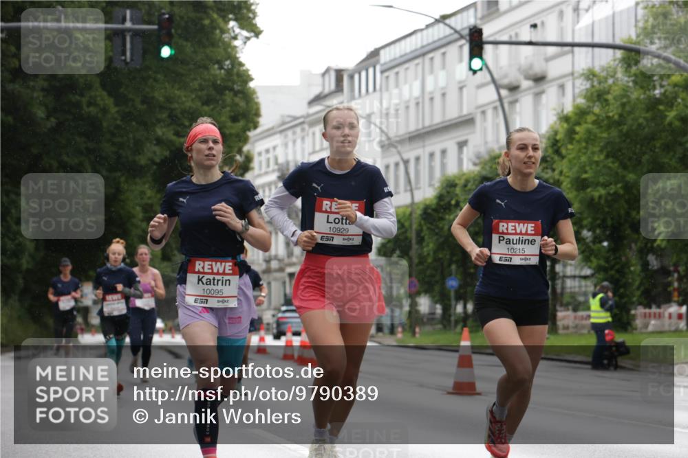 14.06.2026 - REWE Women's Run Jannik Wohlers http://msf.ph/oto/9790389 14.06.2026 09:45:15 Laufen 10095, 7, 10929, 7, 10215 meine-sportfotos.de