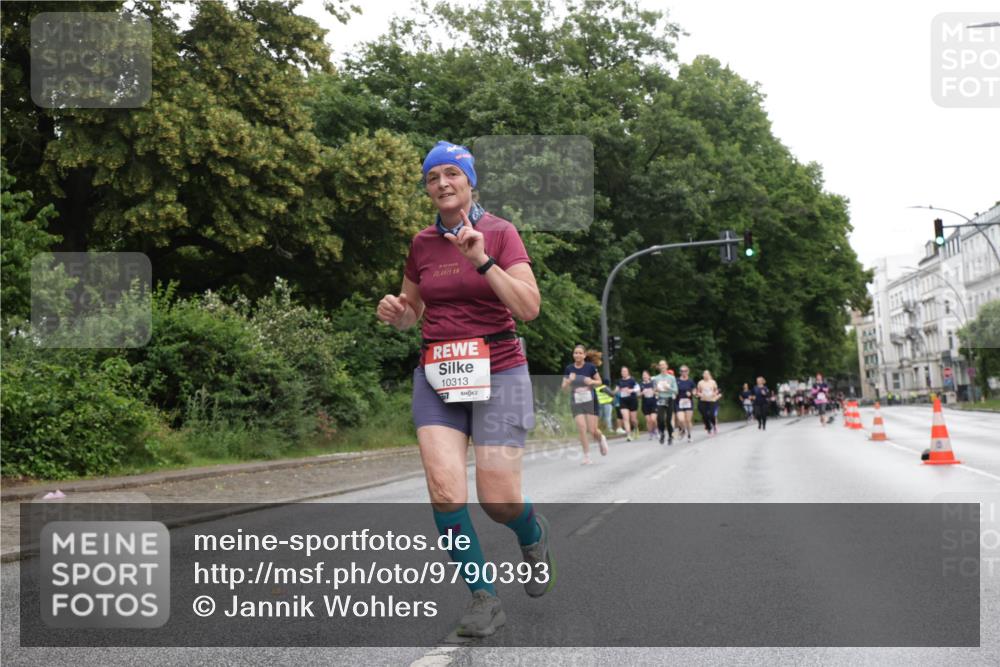 14.06.2026 - REWE Women's Run Jannik Wohlers http://msf.ph/oto/9790393 14.06.2026 10:04:03 Laufen 23, 8975, 10313, 57 meine-sportfotos.de