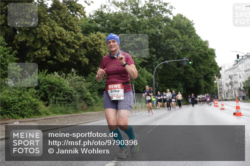 14.06.2026 - REWE Women's Run Jannik Wohlers http://msf.ph/oto/9790396 14.06.2026 10:04:03 Laufen 21, 0975, 10313, 57 meine-sportfotos.de