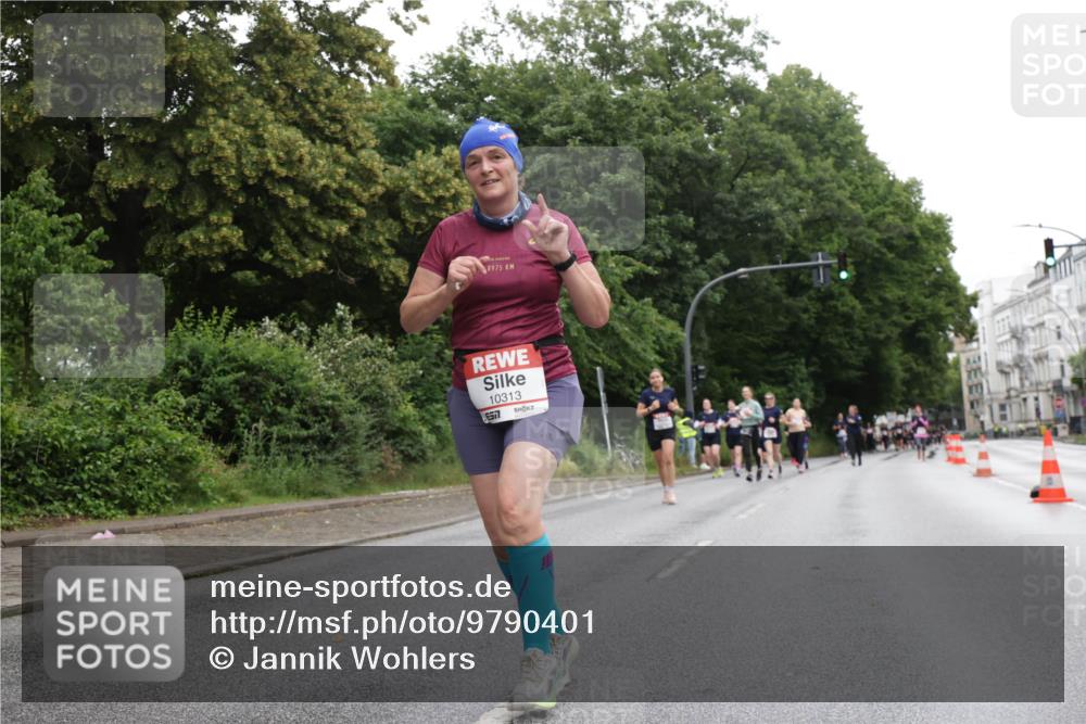 14.06.2026 - REWE Women's Run Jannik Wohlers http://msf.ph/oto/9790401 14.06.2026 10:04:04 Laufen 0975, 10313, 577 meine-sportfotos.de