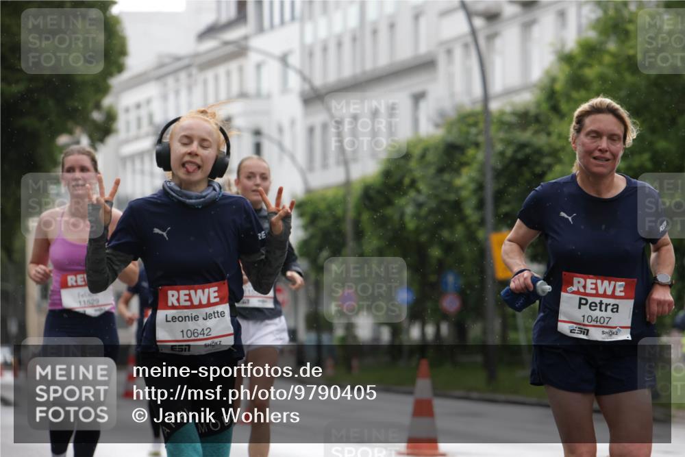 14.06.2026 - REWE Women's Run Jannik Wohlers http://msf.ph/oto/9790405 14.06.2026 09:45:19 Laufen 11529, 10642, 7, 10407, 257 meine-sportfotos.de
