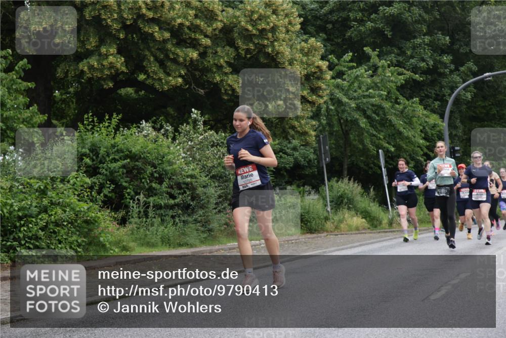 14.06.2026 - REWE Women's Run Jannik Wohlers http://msf.ph/oto/9790413 14.06.2026 10:04:07 Laufen 10725 meine-sportfotos.de