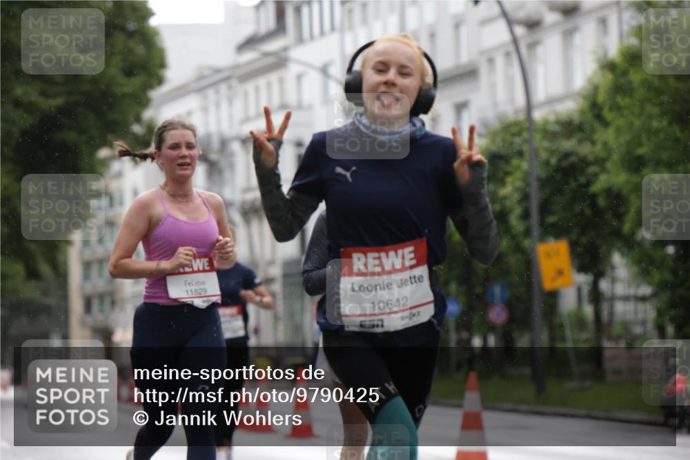 14.06.2026 - REWE Women's Run Jannik Wohlers http://msf.ph/oto/9790425 14.06.2026 09:45:19 Laufen 11529, 10642, 7 meine-sportfotos.de