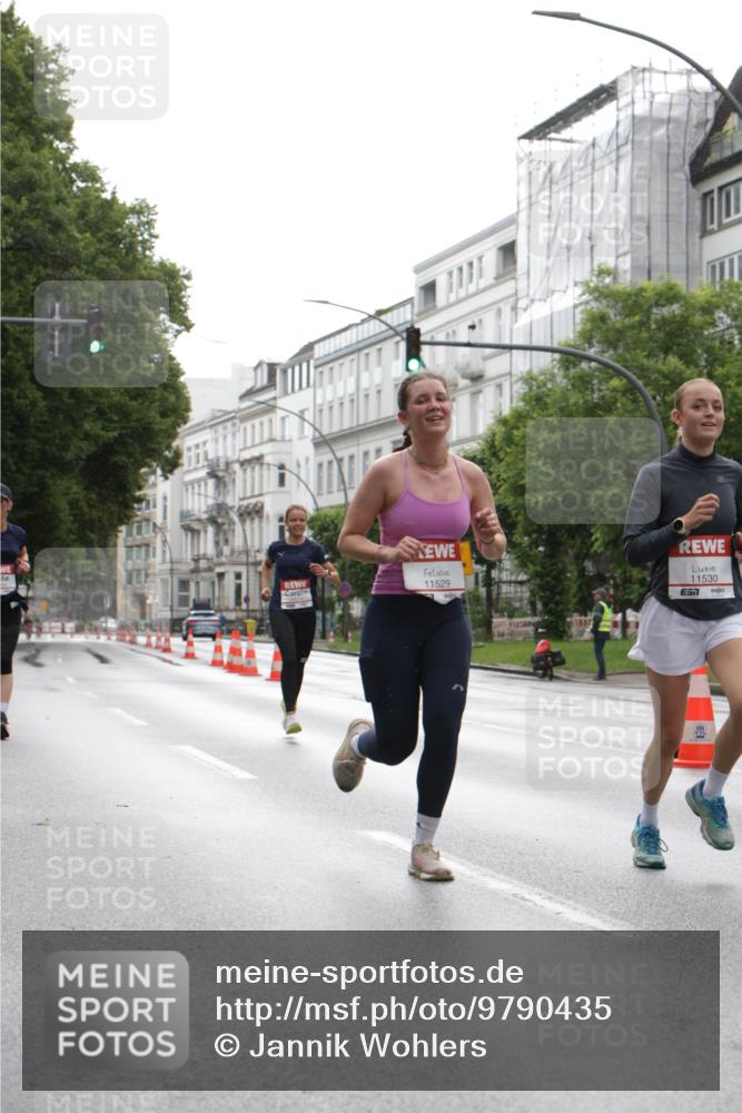 14.06.2026 - REWE Women's Run Jannik Wohlers http://msf.ph/oto/9790435 14.06.2026 09:45:21 Laufen 11529, 11530 meine-sportfotos.de