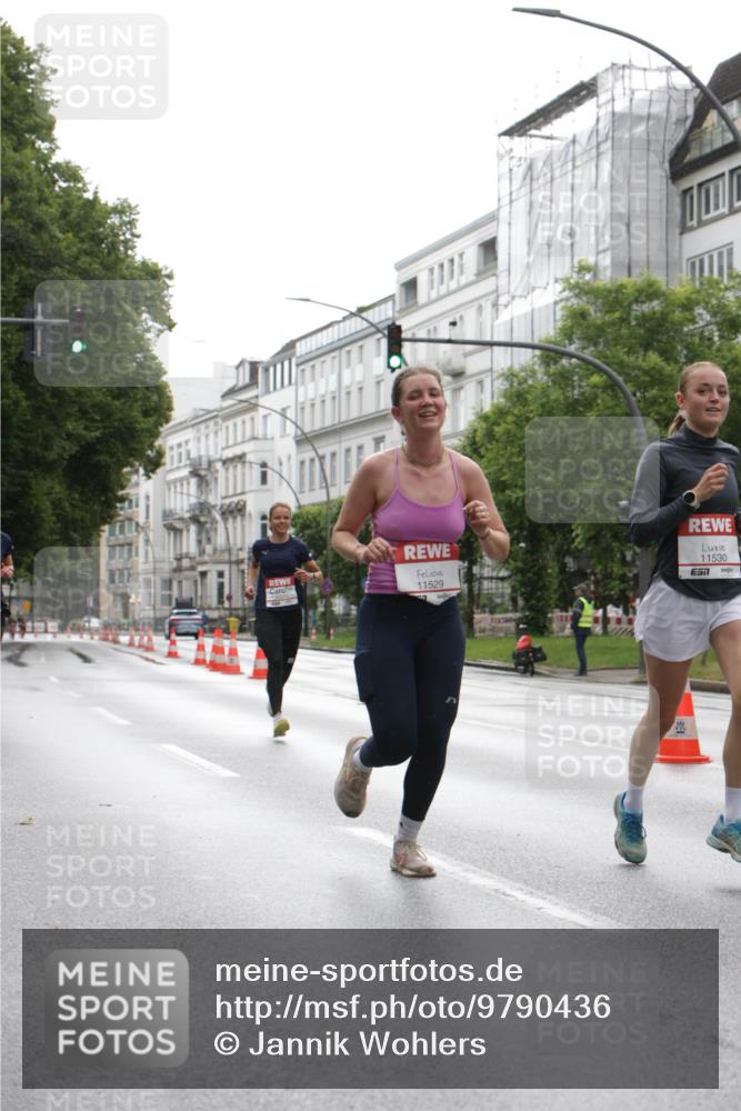 14.06.2026 - REWE Women's Run Jannik Wohlers http://msf.ph/oto/9790436 14.06.2026 09:45:21 Laufen 11529, 11530 meine-sportfotos.de
