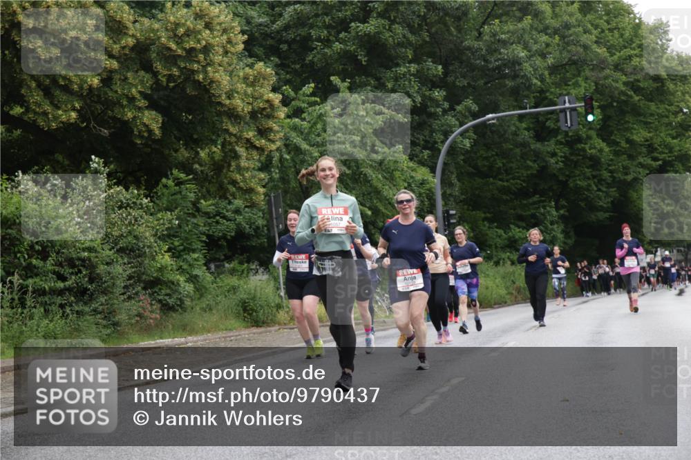 14.06.2026 - REWE Women's Run Jannik Wohlers http://msf.ph/oto/9790437 14.06.2026 10:04:09 Laufen 11405, 1057, 10139 meine-sportfotos.de