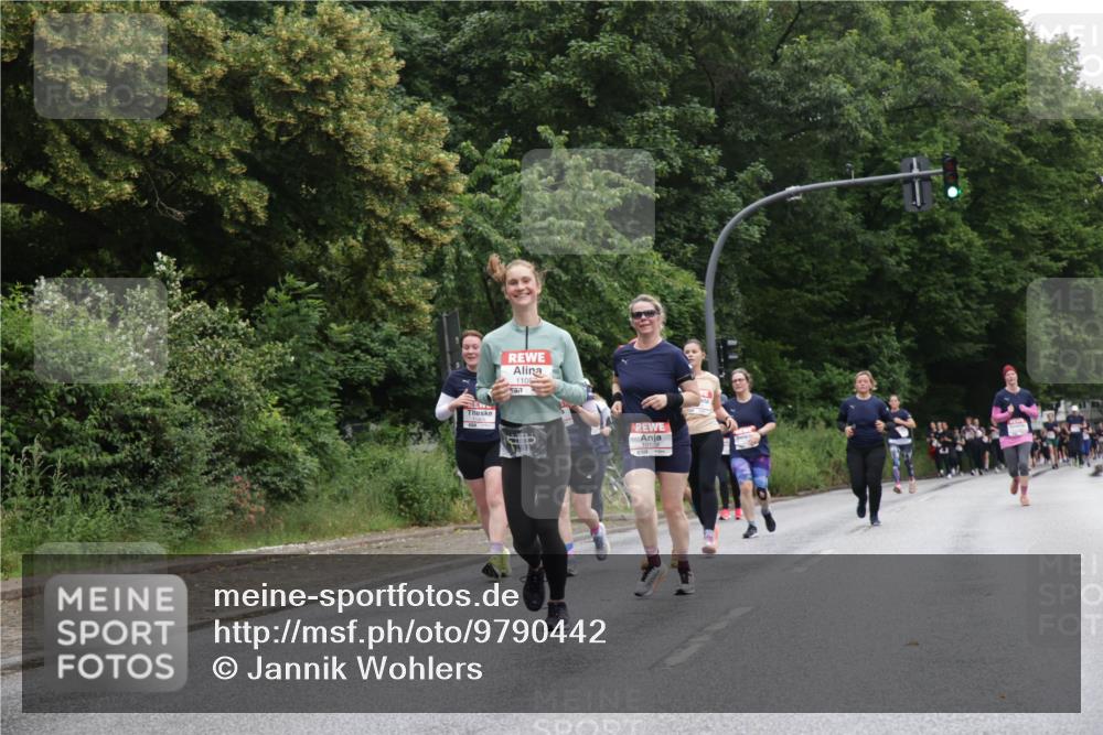 14.06.2026 - REWE Women's Run Jannik Wohlers http://msf.ph/oto/9790442 14.06.2026 10:04:09 Laufen 1105, 557, 10139 meine-sportfotos.de