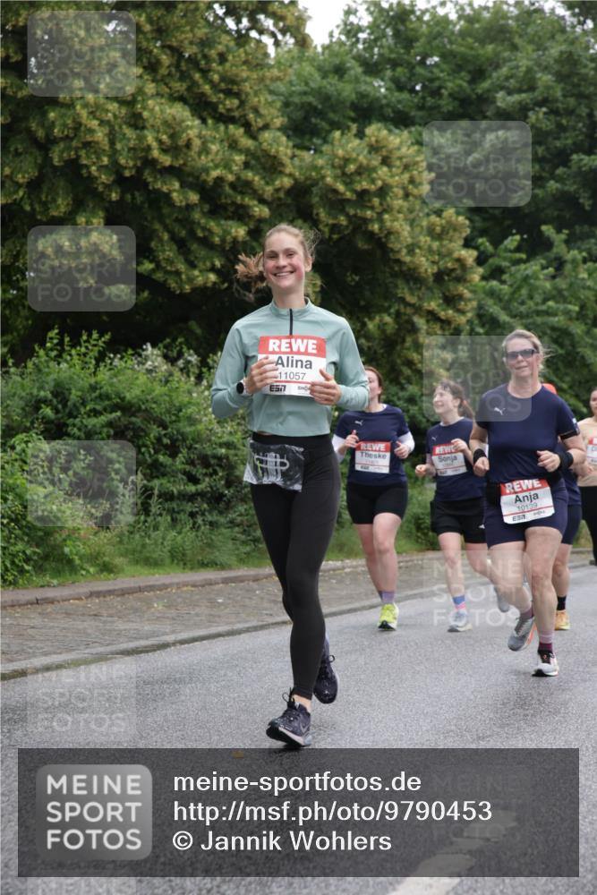 14.06.2026 - REWE Women's Run Jannik Wohlers http://msf.ph/oto/9790453 14.06.2026 10:04:11 Laufen 11057, 57, 10139 meine-sportfotos.de