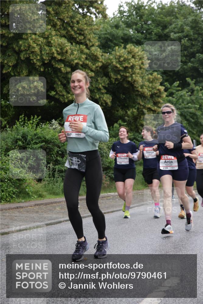 14.06.2026 - REWE Women's Run Jannik Wohlers http://msf.ph/oto/9790461 14.06.2026 10:04:11 Laufen 577, 10139 meine-sportfotos.de
