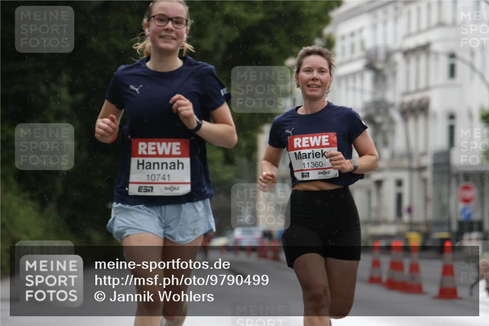 14.06.2026 - REWE Women's Run Jannik Wohlers http://msf.ph/oto/9790499 14.06.2026 09:45:43 Laufen 10741, 7, 11360, 677 meine-sportfotos.de