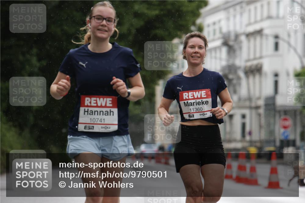 14.06.2026 - REWE Women's Run Jannik Wohlers http://msf.ph/oto/9790501 14.06.2026 09:45:43 Laufen 10741, 57, 11360, 67 meine-sportfotos.de