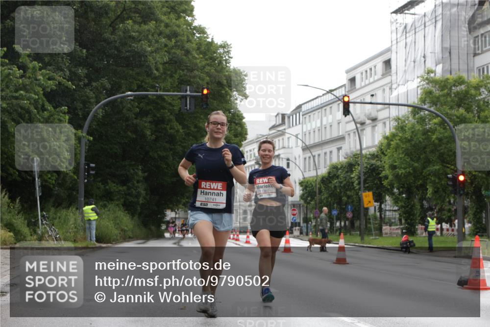 14.06.2026 - REWE Women's Run Jannik Wohlers http://msf.ph/oto/9790502 14.06.2026 09:45:43 Laufen 10741, 57, 11360, 1 meine-sportfotos.de