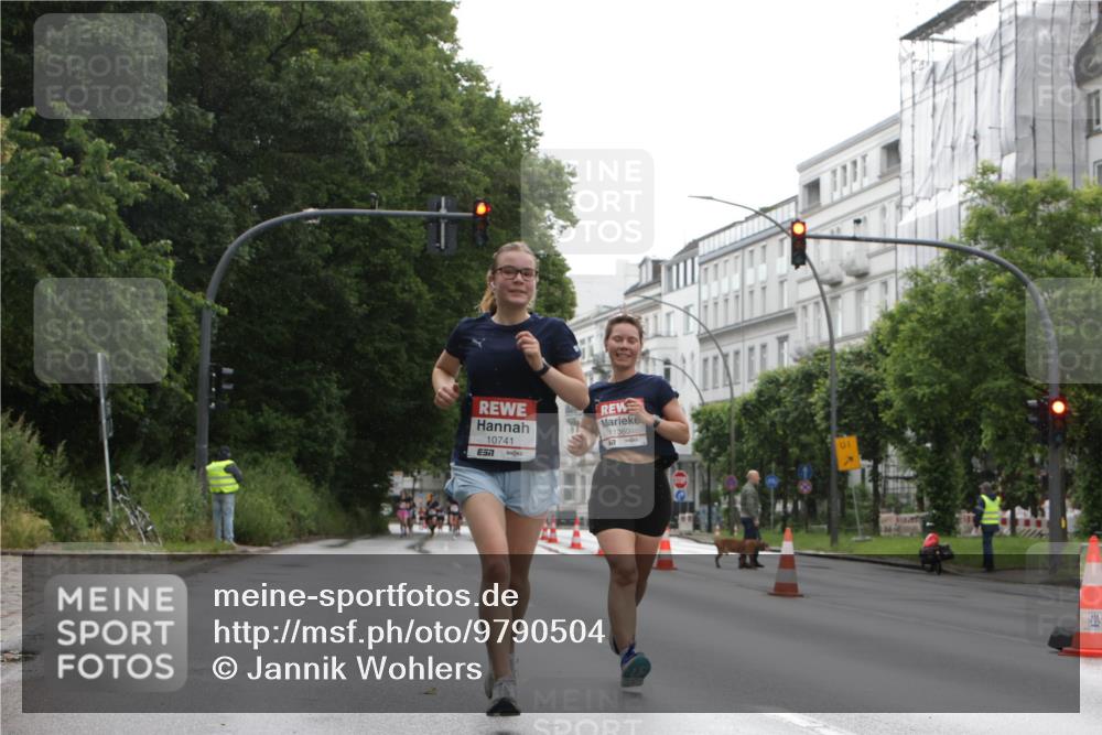 14.06.2026 - REWE Women's Run Jannik Wohlers http://msf.ph/oto/9790504 14.06.2026 09:45:43 Laufen 10741, 11360, 67 meine-sportfotos.de