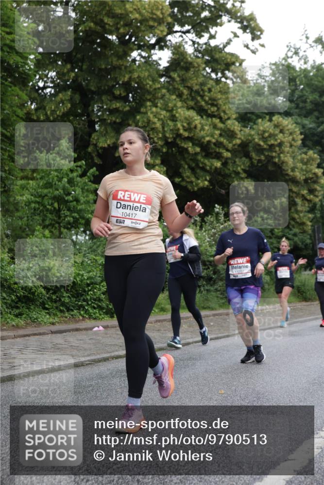 14.06.2026 - REWE Women's Run Jannik Wohlers http://msf.ph/oto/9790513 14.06.2026 10:04:14 Laufen 10417, 7, 11202 meine-sportfotos.de