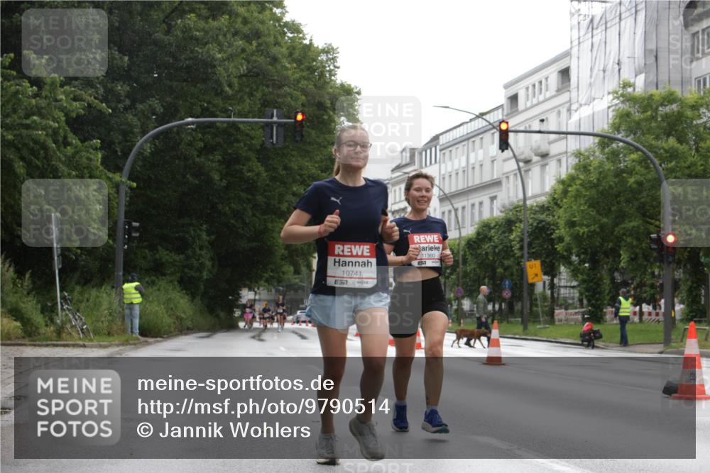 14.06.2026 - REWE Women's Run Jannik Wohlers http://msf.ph/oto/9790514 14.06.2026 09:45:44 Laufen 10741, 57, 11360, 1 meine-sportfotos.de
