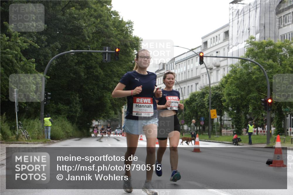 14.06.2026 - REWE Women's Run Jannik Wohlers http://msf.ph/oto/9790515 14.06.2026 09:45:44 Laufen 10741, 7, 11360, 6511, 1 meine-sportfotos.de