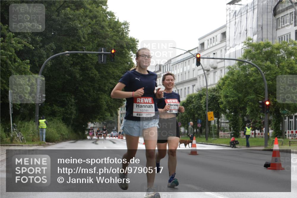 14.06.2026 - REWE Women's Run Jannik Wohlers http://msf.ph/oto/9790517 14.06.2026 09:45:44 Laufen 10741, 11360, 1 meine-sportfotos.de