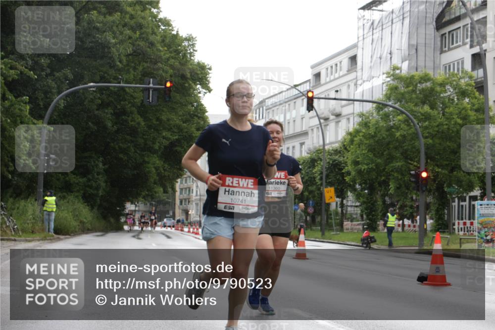 14.06.2026 - REWE Women's Run Jannik Wohlers http://msf.ph/oto/9790523 14.06.2026 09:45:44 Laufen 10741, 11360, 67, 1 meine-sportfotos.de