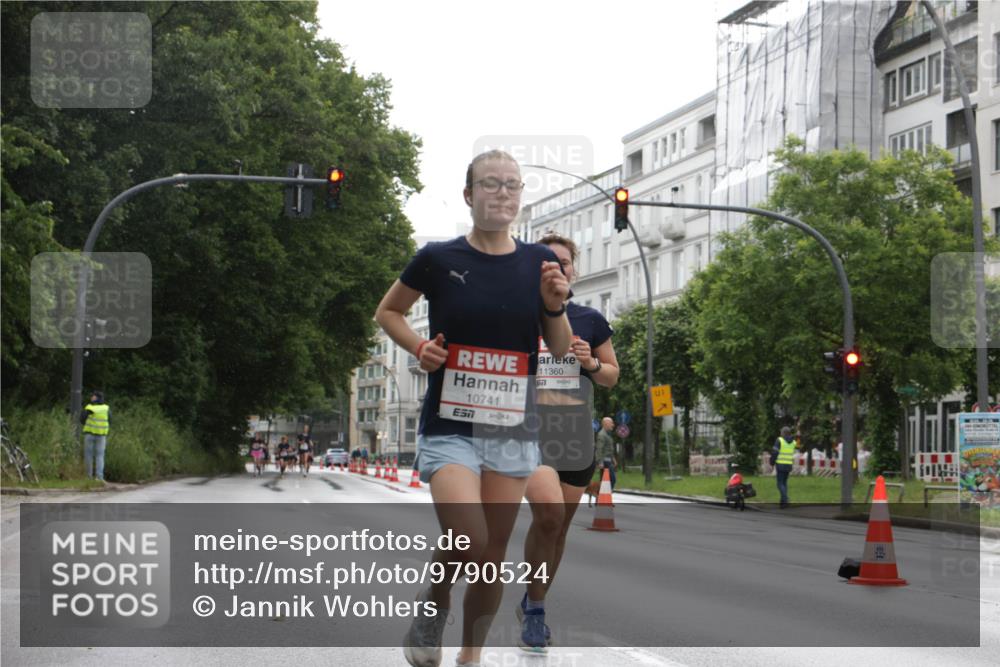 14.06.2026 - REWE Women's Run Jannik Wohlers http://msf.ph/oto/9790524 14.06.2026 09:45:44 Laufen 10741, 7, 11360, 677, 1 meine-sportfotos.de