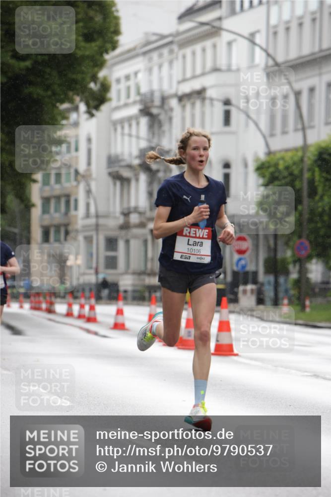 14.06.2026 - REWE Women's Run Jannik Wohlers http://msf.ph/oto/9790537 14.06.2026 09:45:57 Laufen 10106, 7 meine-sportfotos.de