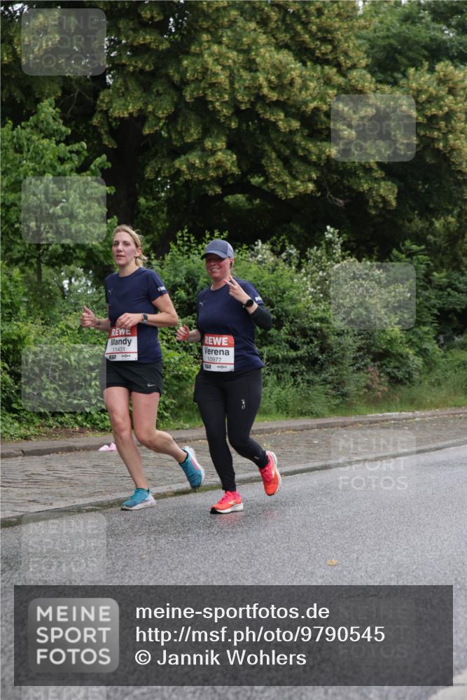 14.06.2026 - REWE Women's Run Jannik Wohlers http://msf.ph/oto/9790545 14.06.2026 10:04:17 Laufen 11431, 7, 10977, 5577 meine-sportfotos.de