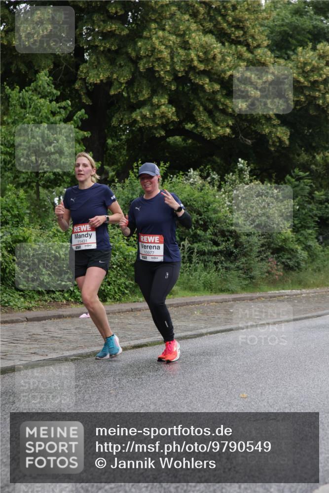 14.06.2026 - REWE Women's Run Jannik Wohlers http://msf.ph/oto/9790549 14.06.2026 10:04:17 Laufen 11431, 10977, 517 meine-sportfotos.de