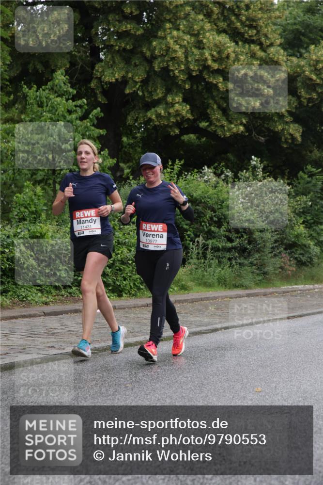 14.06.2026 - REWE Women's Run Jannik Wohlers http://msf.ph/oto/9790553 14.06.2026 10:04:17 Laufen 11431, 57, 10977, 57 meine-sportfotos.de