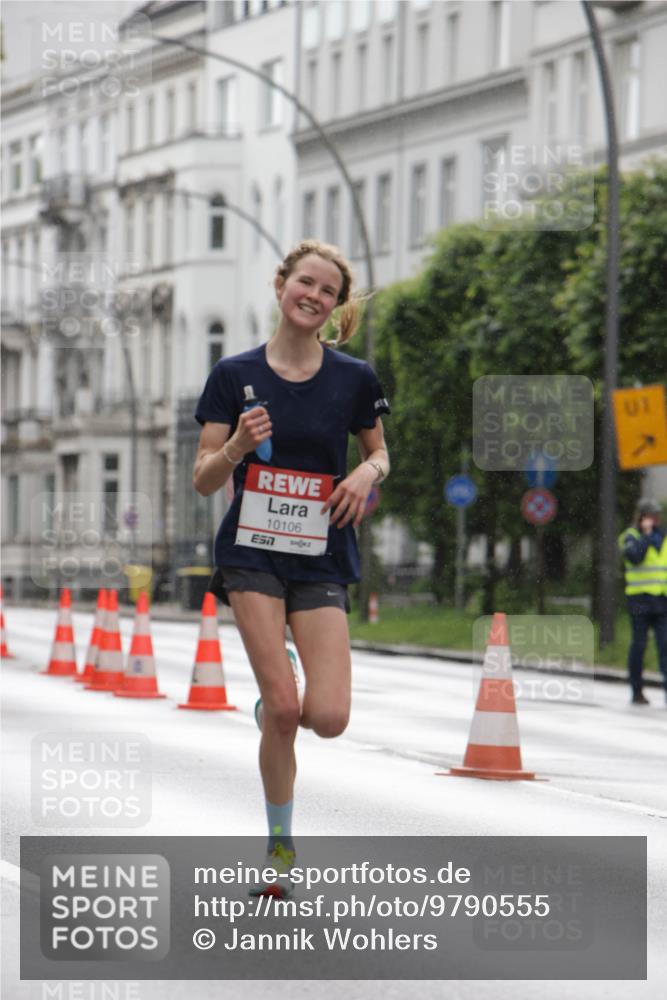 14.06.2026 - REWE Women's Run Jannik Wohlers http://msf.ph/oto/9790555 14.06.2026 09:45:57 Laufen 10106, 01 meine-sportfotos.de