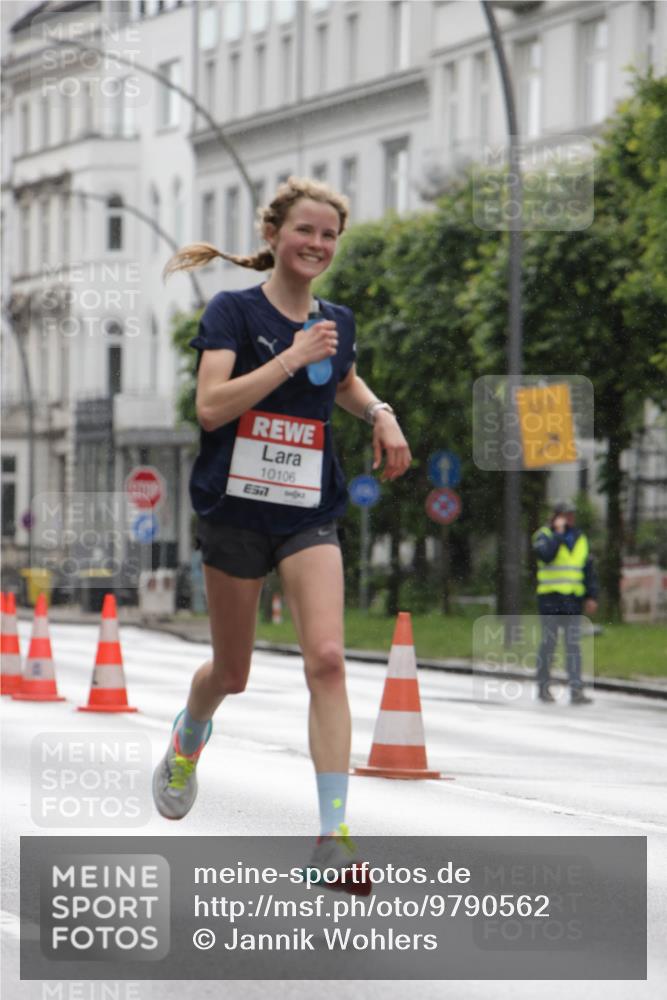 14.06.2026 - REWE Women's Run Jannik Wohlers http://msf.ph/oto/9790562 14.06.2026 09:45:58 Laufen 10106, 57, 01 meine-sportfotos.de