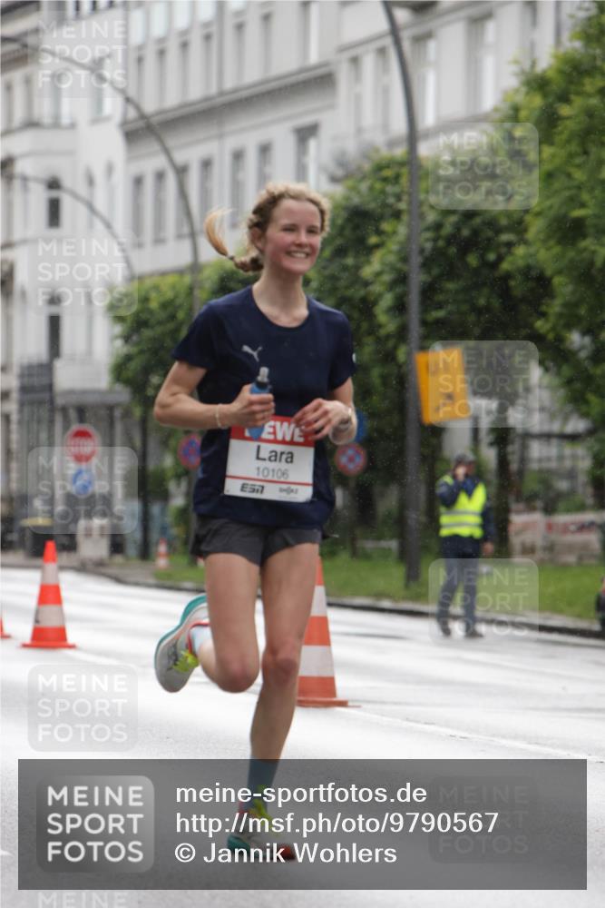 14.06.2026 - REWE Women's Run Jannik Wohlers http://msf.ph/oto/9790567 14.06.2026 09:45:58 Laufen 10106, 7 meine-sportfotos.de