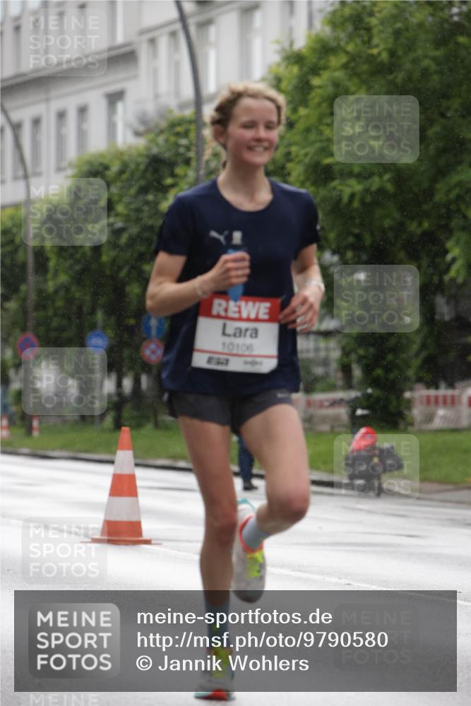 14.06.2026 - REWE Women's Run Jannik Wohlers http://msf.ph/oto/9790580 14.06.2026 09:45:58 Laufen 10106 meine-sportfotos.de