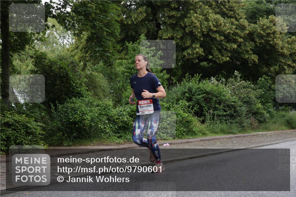 14.06.2026 - REWE Women's Run Jannik Wohlers http://msf.ph/oto/9790601 14.06.2026 10:04:21 Laufen 10928 meine-sportfotos.de