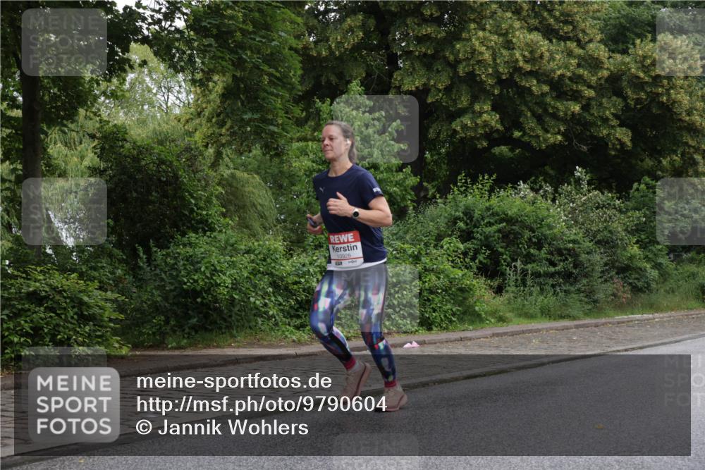 14.06.2026 - REWE Women's Run Jannik Wohlers http://msf.ph/oto/9790604 14.06.2026 10:04:21 Laufen 10928 meine-sportfotos.de
